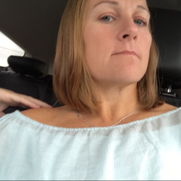 Large Gap - Picture 2 of 3